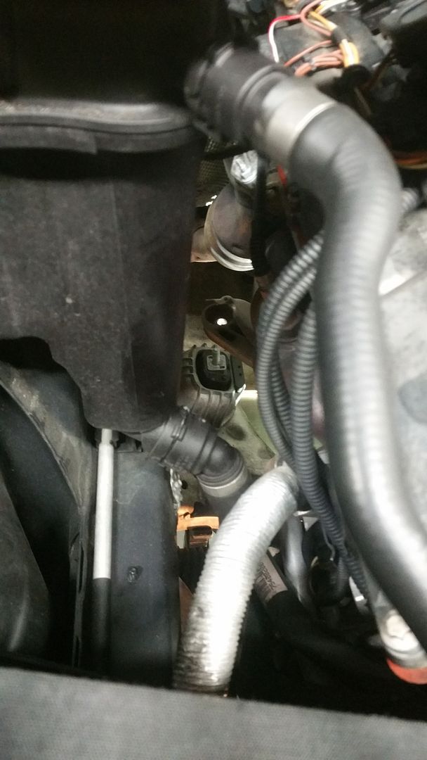 2006 330i N52 Oil Pan Gasket Replacement w/N54 information